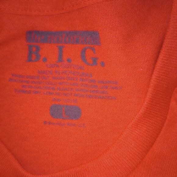 🆕👕The Notorious B.I.G. Red Biggie Ready to Die Graphic T-shirt - Picture 2 of 2